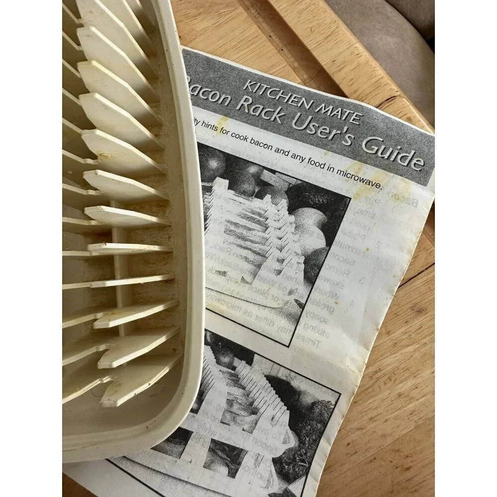 Vintage cooking Baking Kitchen utensils - Picture 2 of 7